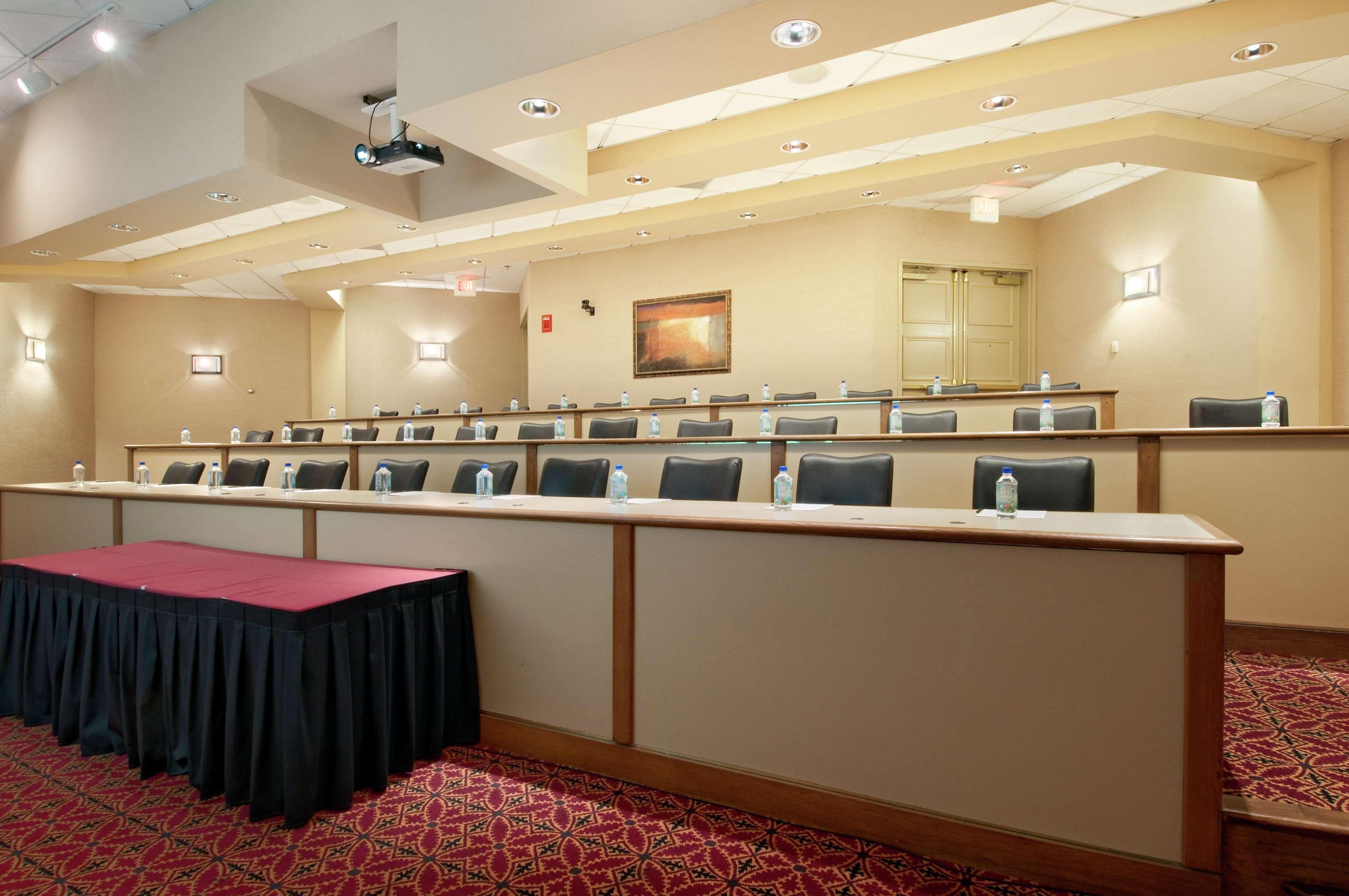 Hilton Phoenix Airport Ανέσεις φωτογραφία